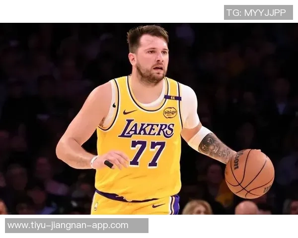 东契奇对老人的恶搞引争议LBJ诈伤背后真相揭秘湖人险被翻盘的传奇故事