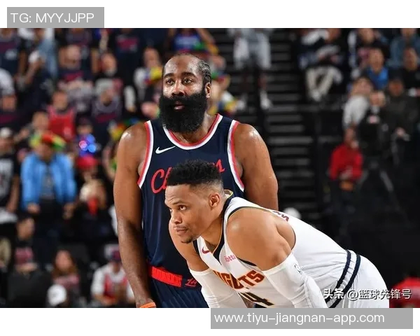 维拉纽瓦分析哈登与皮蓬的职业生涯差异与历史地位