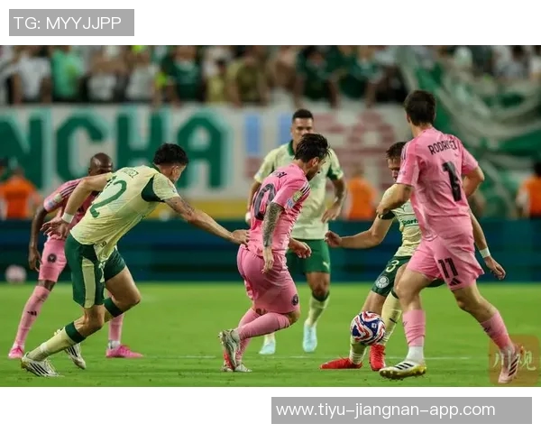 苏亚雷斯精彩表现梅开二度助力迈阿密实现惊天逆转战平对手