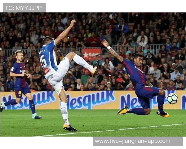 西班牙人请求调整与巴萨比赛时间遭西甲联盟拒绝引发关注 西班牙人请求调整与巴萨比赛时间遭西甲联盟拒绝引发关注