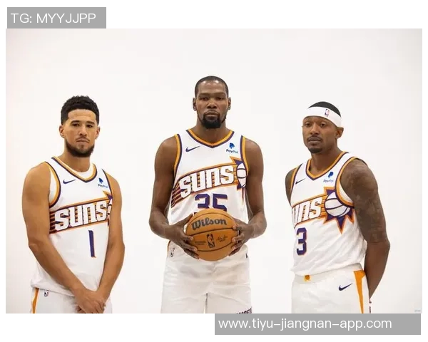 布克全能表现助力球队胜利16投10中罚球9中11贡献30分9篮板5助攻2抢断正负值高达21