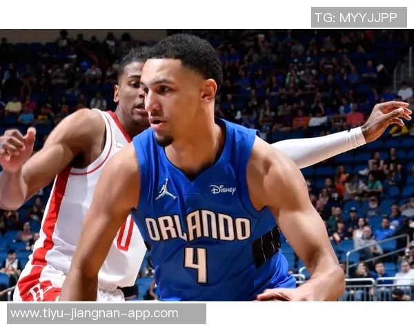 鹈鹕队新赛季开局不利遭遇六连败目前在联盟排名垫底