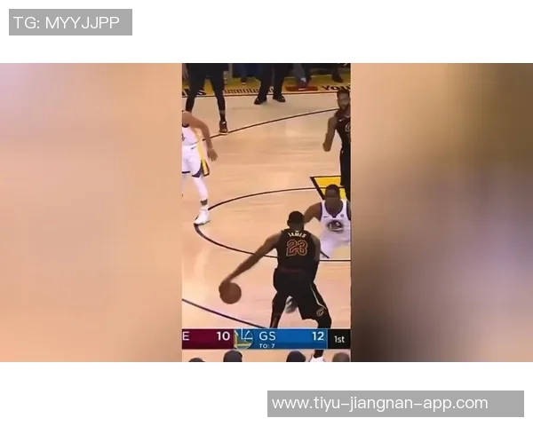 JR承认老詹仍对他不满但称赞其为历史最佳球员 JR承认老詹仍对他不满但称赞其为历史最佳球员