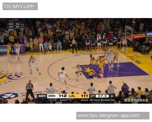 里夫斯赛季前四场狂砍143分创湖人队史第三高仅次于乔丹和科比